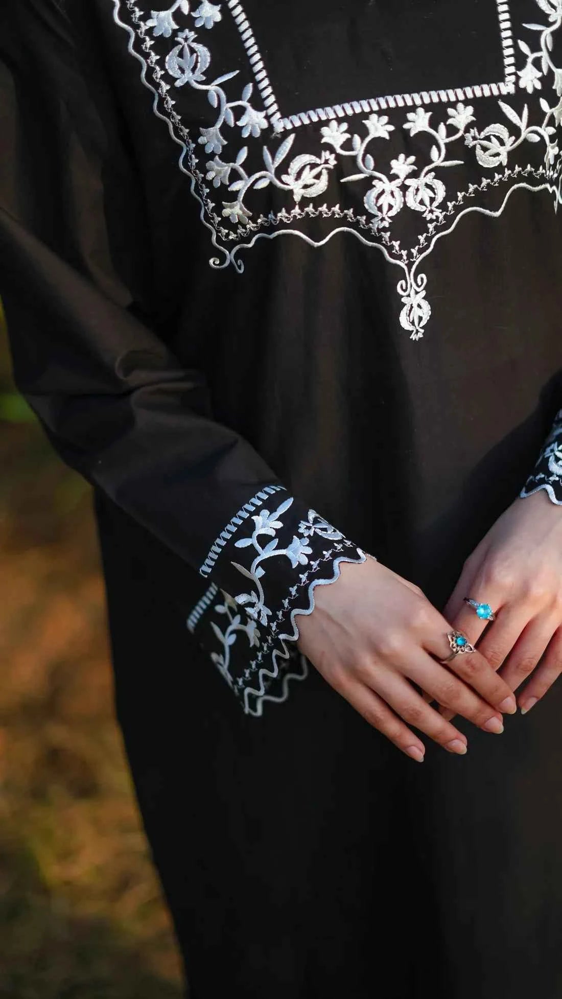 Fahira - 2-Piece Black Lawn with White Embroidered Detailing